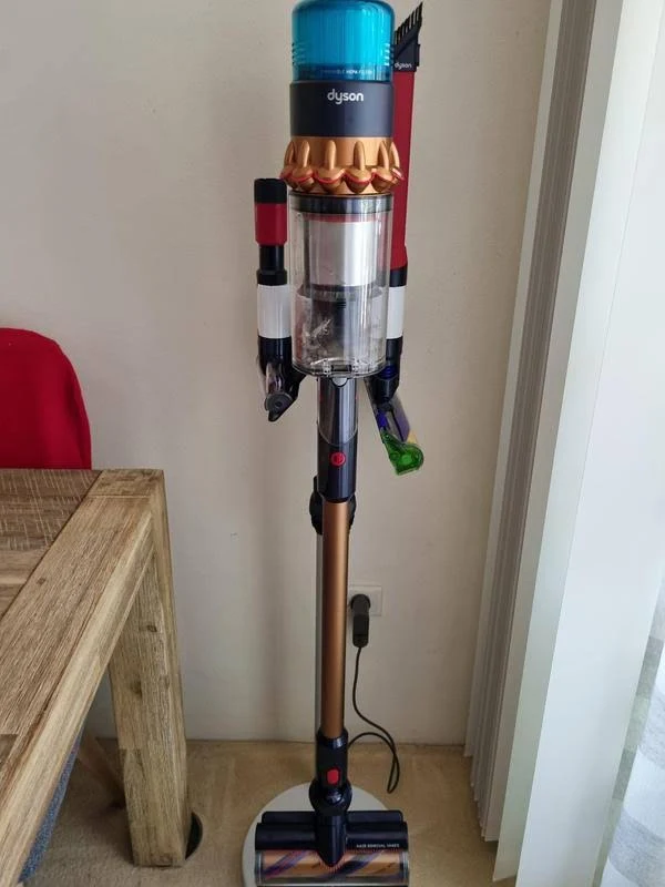 view of testing dyson gen5detect absolute cordless stick vacuum australia unboxing package arrival several weeks to months