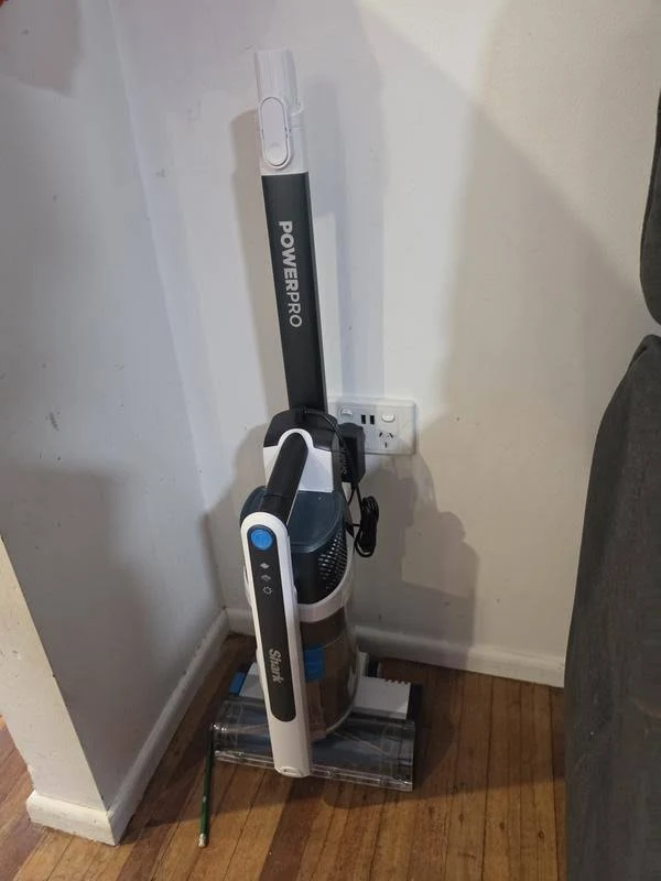 view of testing shark powerpro cordless cordless stick vacuum australia unboxing package arrival several weeks to months