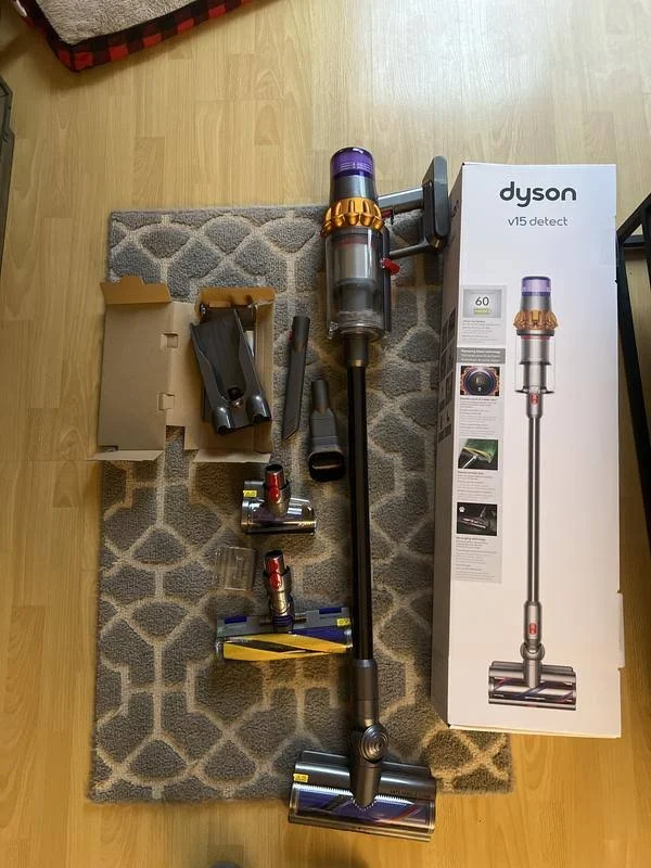 view of our own purchase testing dyson v15s detect submarine cordless wet and dry vacuum cleaner australia unboxing package arrival several weeks to months