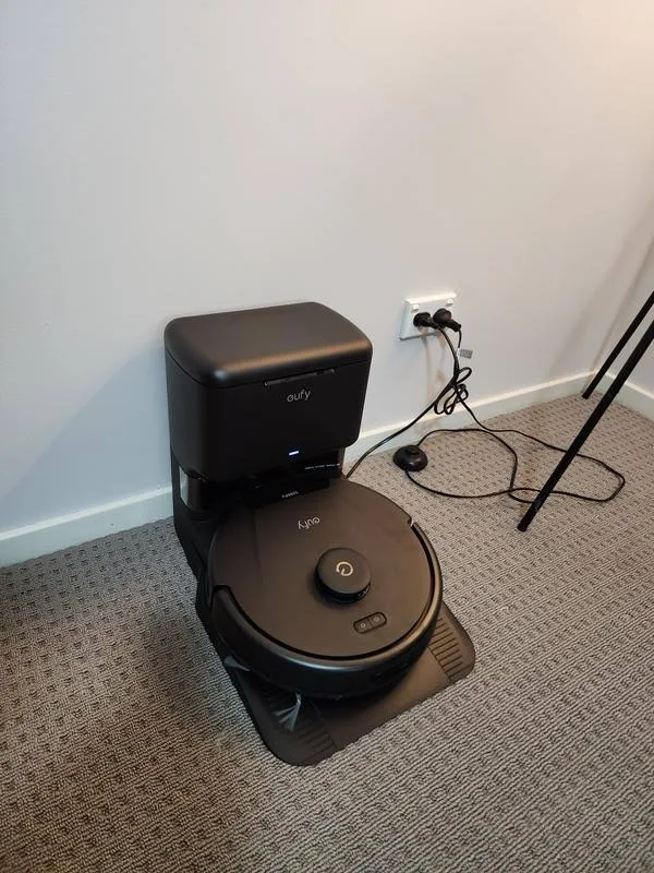 view of our own purchase testing eufy clean robovac l60 ses robot vacuum for pet hair australia unboxing package arrival several weeks to months
